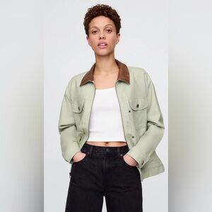 Gap Linen-Cotton Utility Trucker Jacket Coat NWOT L Unisex Chore Barn Coat